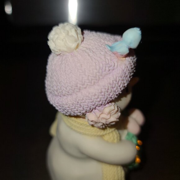 Precious Moments Snowgirl with light up wreath - Picture 6 of 7